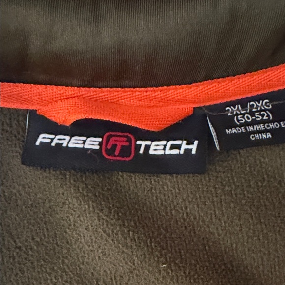 Free Tech SoftShell Full Zip Jacket Drawstring Bottom Water Resistant Windproof - Picture 2 of 10